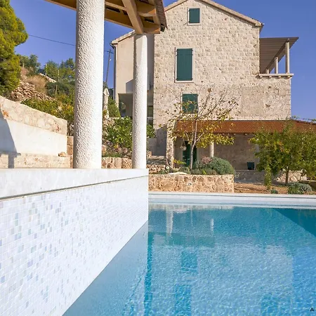 Villa Santa Domenica With Swimming Pool *