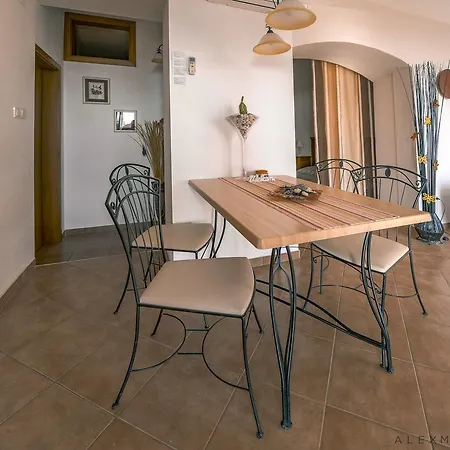 Villa Santa Domenica With Swimming Pool *