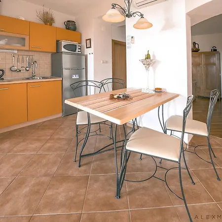 Villa Santa Domenica With Swimming Pool *